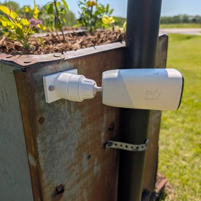 Đế gắn camera Eufycam góc nghiêng 22.5 độ (22.5 degree mount)