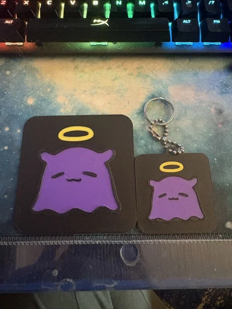 Mô hình Plaque và móc khóa Takodachi của Ninomae Ina'nis (Hololive) - Image 1