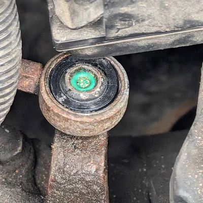 Ống lót dây cáp sang số cho Fiat 500 / Ford Ka