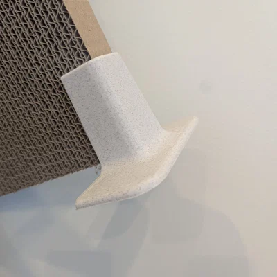 Chân đế 3D dựng bảng cào móng cho mèo từ bìa carton