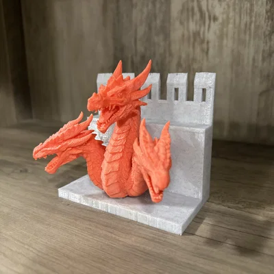 Mô hình rồng ba đầu trên bệ tường thành độc đáo để in 3D