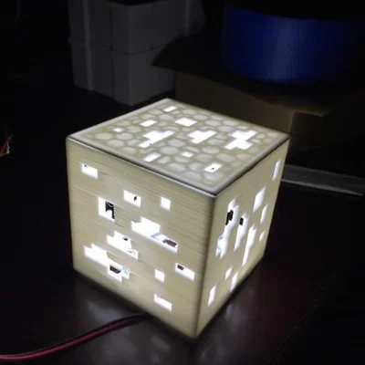 Mẫu đèn ngủ hình khối Diamond Ore phong cách Minecraft (File 3D)
