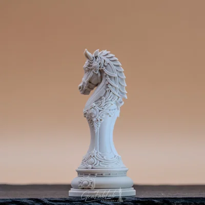 Quân Mã (Knight) thuộc bộ cờ The Aureate Ivory Empire