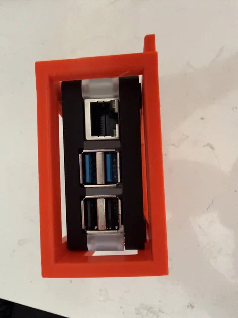 Giá treo tường cho vỏ case Raspberry Pi Joy-It - Image 1