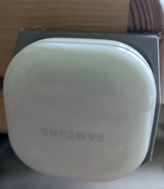 Giá treo tai nghe Samsung Buds gắn bàn tiện lợi, tối giản - Image 2