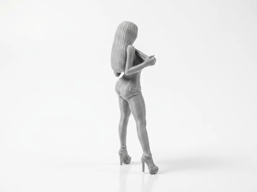 Mô hình 3D tượng nữ giới xé áo ấn tượng - Image 3