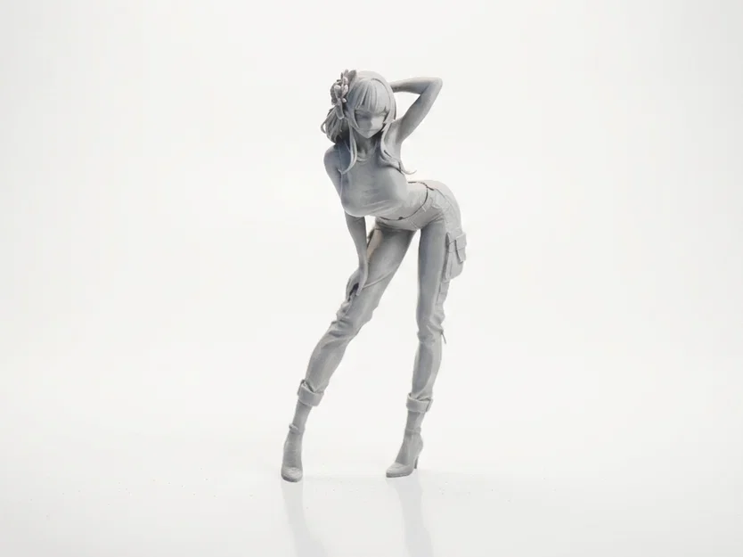Mô hình 3D nhân vật nữ tư thế năng động - Dynamic Pose Female Figurine - Image 1