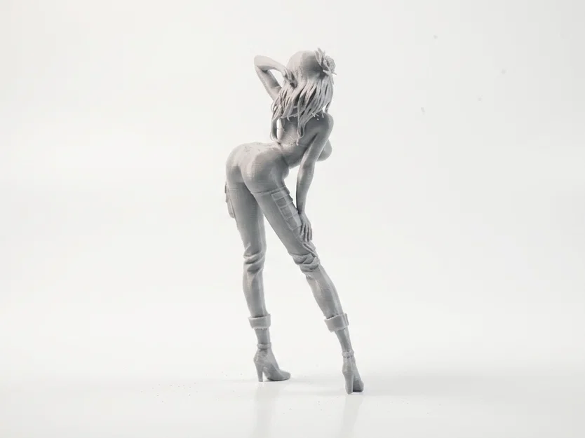 Mô hình 3D nhân vật nữ tư thế năng động - Dynamic Pose Female Figurine - Image 3