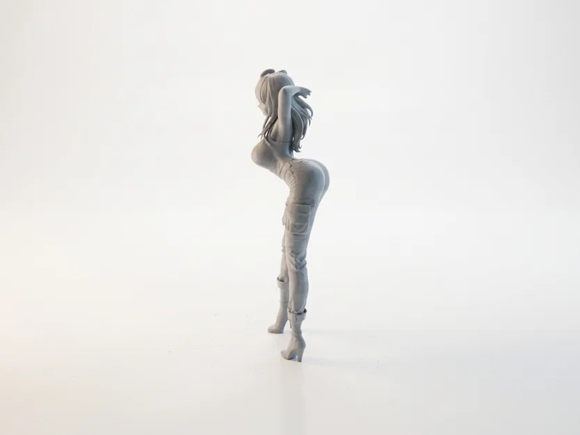 Mô hình 3D nhân vật nữ tư thế năng động - Dynamic Pose Female Figurine - Image 4
