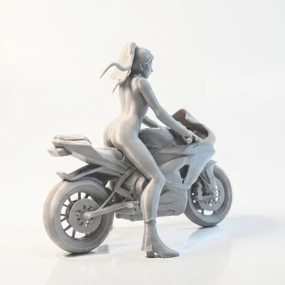Mô hình Nữ Biker Cá Tính - Figurine in 3D