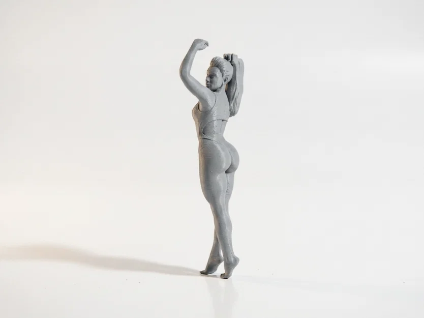 Mô hình tượng nữ Bikini Babe in 3D - Image 2