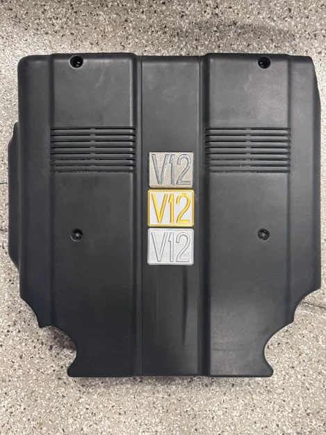 Logo V12 Toyota Century cho nắp động cơ - Image 5
