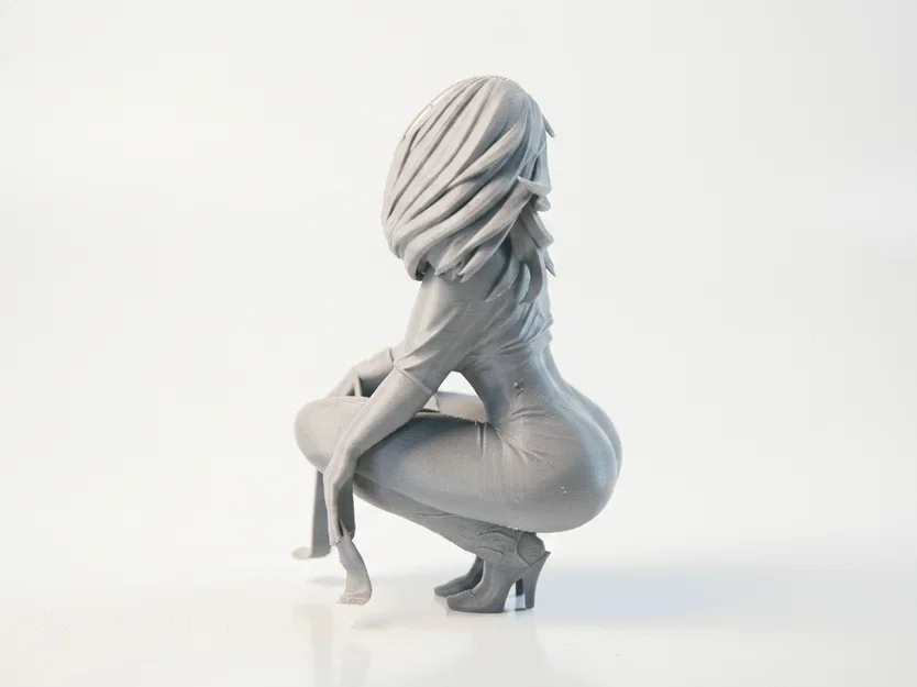 Mô hình tượng nữ ngồi Squat tinh xảo - File in 3D - Image 3