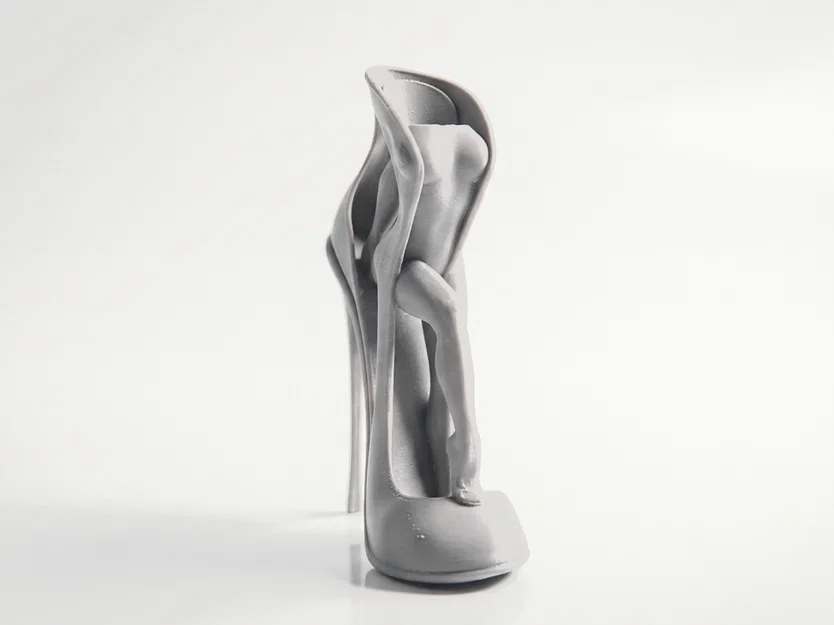 Mô hình tượng nghệ thuật nữ Stiletto Lady in 3D - Image 3