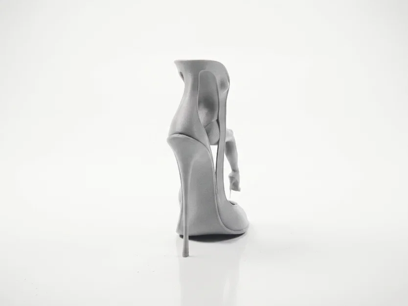 Mô hình tượng nghệ thuật nữ Stiletto Lady in 3D - Image 4