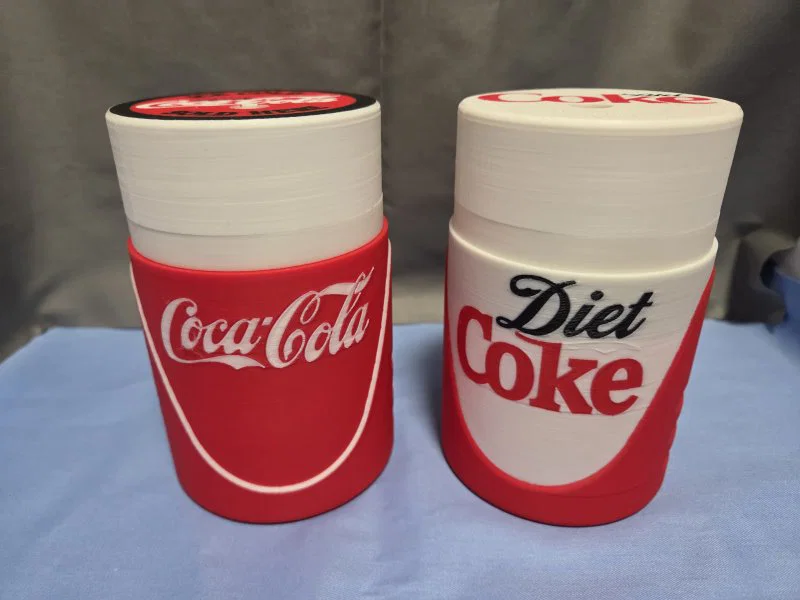 Mini Coleman Chiller Koozie - Chủ đề Coca-Cola - Image 1
