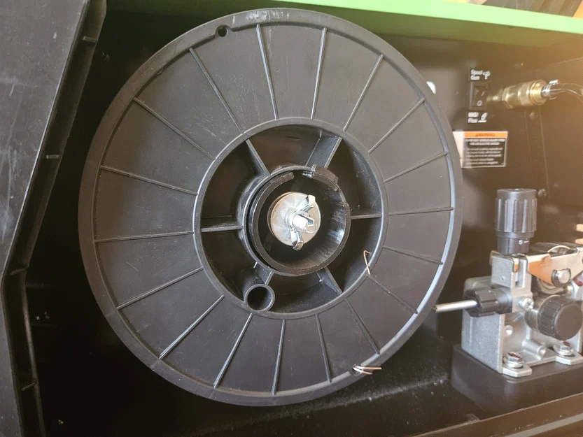 Bộ chuyển đổi cuộn dây 11lb cho máy hàn Titanium MIG 170 (Harbor Freight) - Image 4