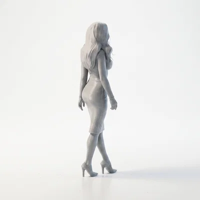 Mô hình tượng nữ quý cô sải bước - File in 3D