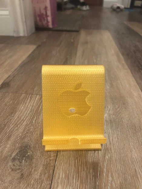 Đế dựng iPhone in 3D tích hợp khe cắm sạc tiện lợi - Image 1