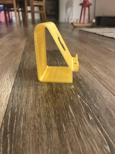 Đế dựng iPhone in 3D tích hợp khe cắm sạc tiện lợi - Image 6