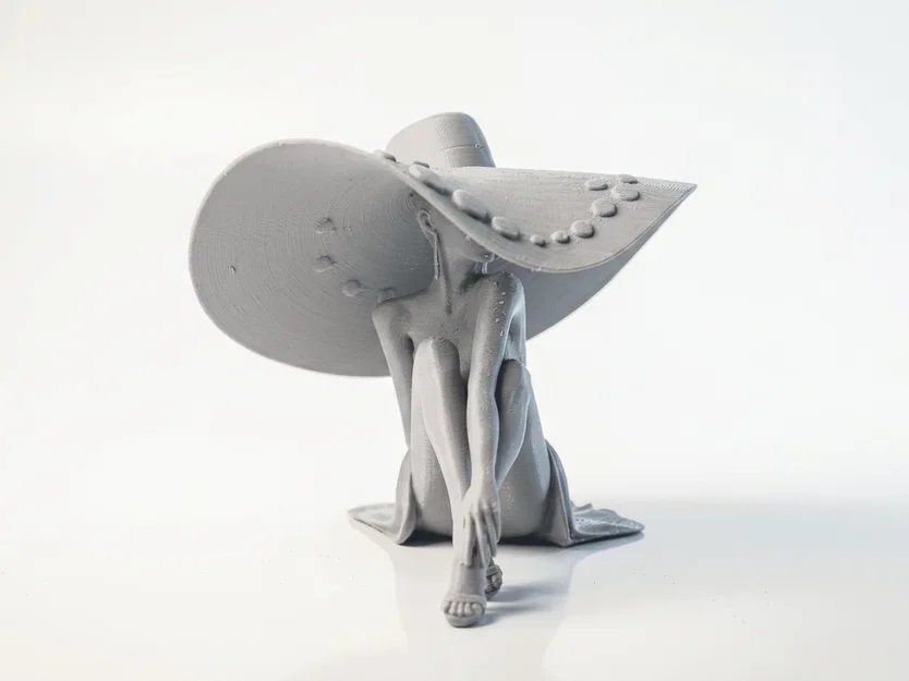 Tượng Nghệ Thuật Cô Gái Đội Mũ Rộng Vành - Mô Hình In 3D Độc Đáo - Image 2