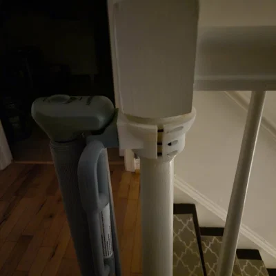 Kẹp Cố Định Cổng Chặn Bé Vào Cột Trụ Tròn (Babygate Newel Post Clamp)