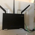 Giá treo tường cho bộ phát Wifi ASUS RT-AC1900P bền chắc - Thumbnail 3