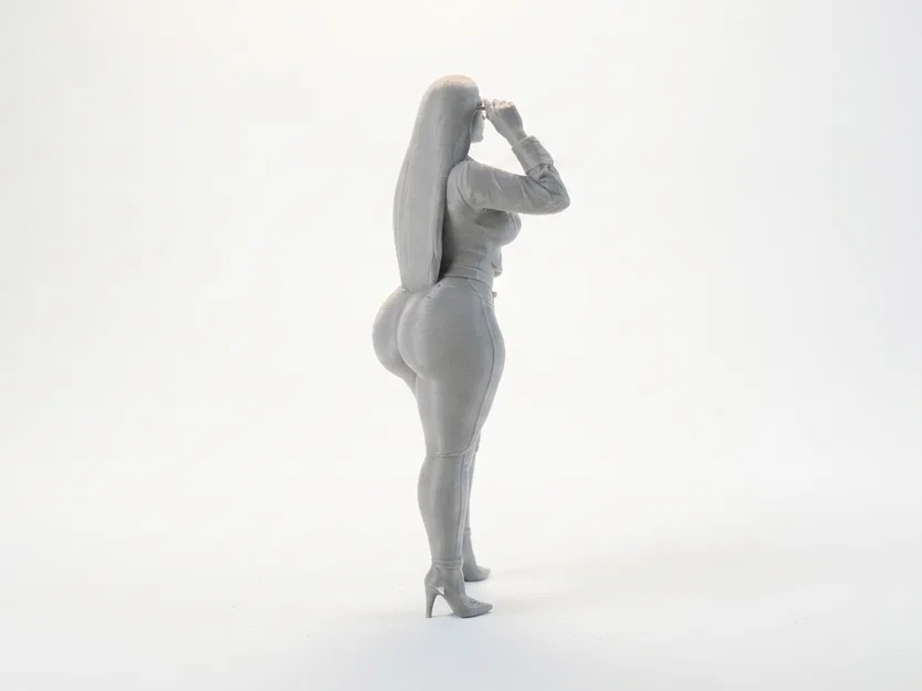 Mô hình 3D Figurine Phụ nữ quyến rũ đeo kính râm - Image 3