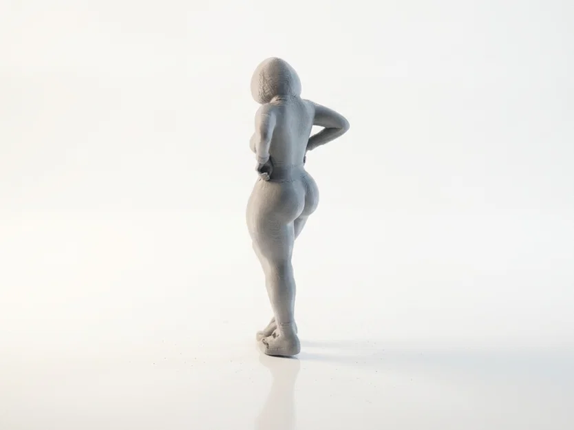 Mô hình tượng phụ nữ dáng đầy đặn in 3D (Curvy Woman Figurine) - Image 4