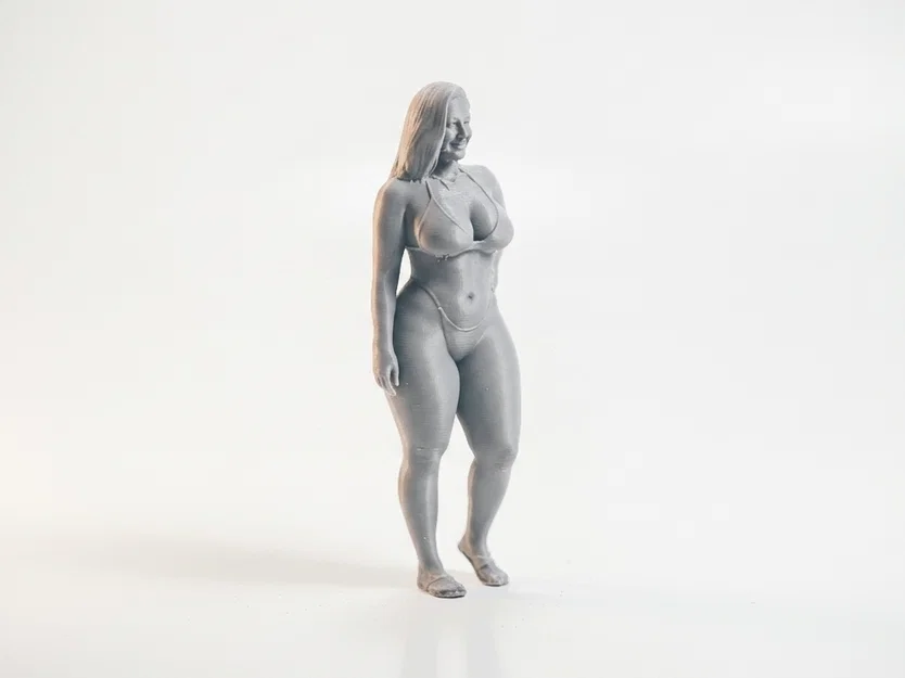 Mô hình tượng phụ nữ dáng đứng tự tin (Thick Lady Arms Akimbo) in 3D - Image 2