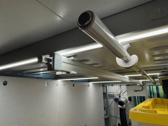 Móc treo cây chống mái che Fiamma (Fiamma Awning Pole Hanger) - Image 2