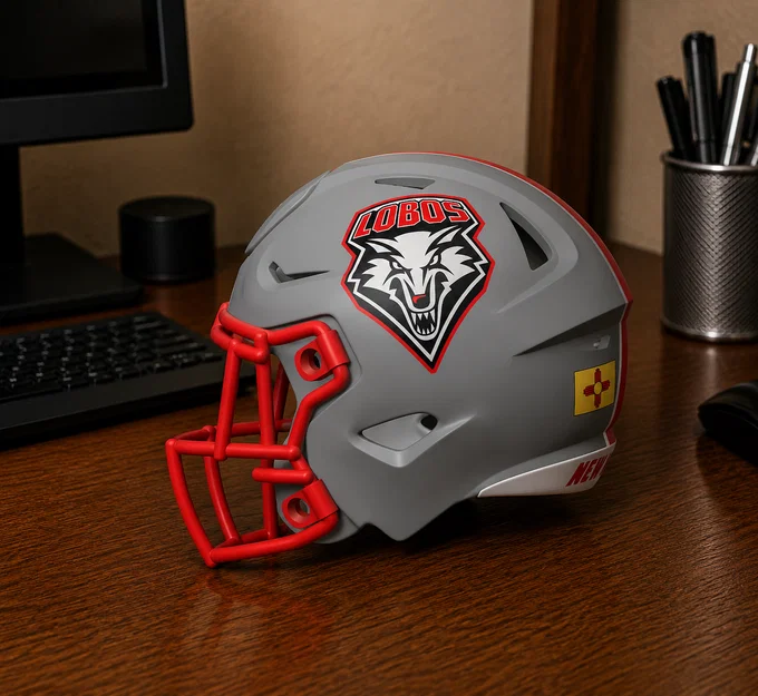 Mô hình mũ bảo hiểm bóng bầu dục New Mexico Lobos - Image 1