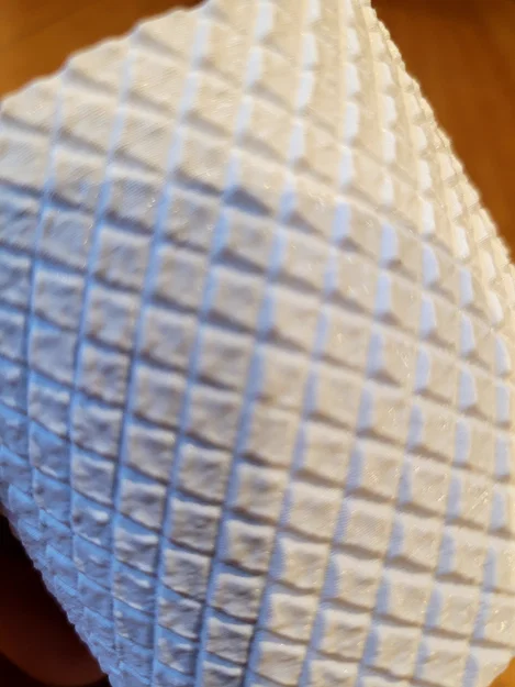 Hũ có vân nổi (knurled pot) thiết kế độc đáo - Image 2