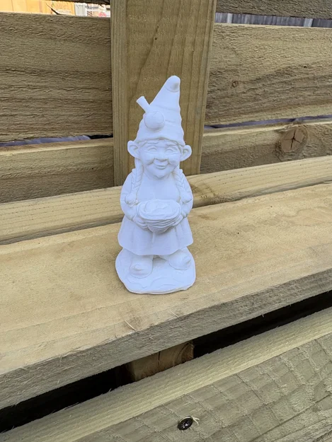 Mô hình trang trí Mamma Gnome - Image 1