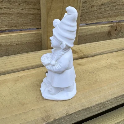 Mô hình trang trí Mamma Gnome