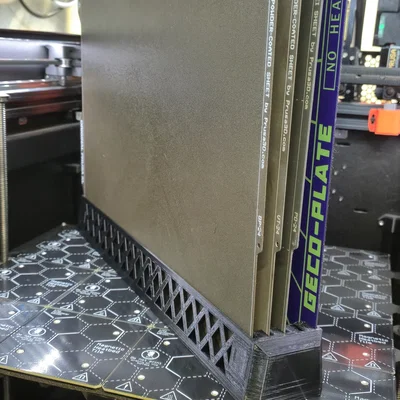 Giá đỡ tấm in Prusa XL: Chứa 3 tấm Prusa + 2 tấm Geco