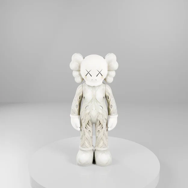 Mô hình Mythical x Kaws cách điệu - Image 1