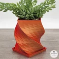 Chậu cây xoắn ốc Geometric Helix (In Silk PLA 2 màu, dễ in không cần support) - Thumbnail 1