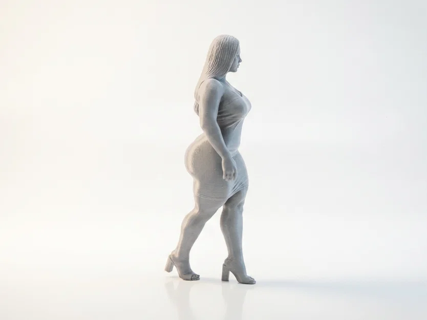 Mô hình tượng nữ nhân Thick Thighs 3D có thể in ấn - Image 3