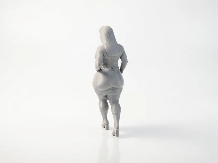 Mô hình tượng nữ nhân Thick Thighs 3D có thể in ấn - Image 4
