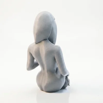 Mô hình 3D tượng nữ nghệ sĩ thổi kèn Trumpet đầy tính nghệ thuật