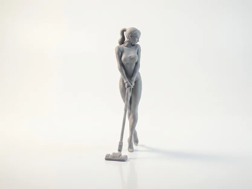 Mô hình 3D Figurine Cô Gái Dọn Dẹp Với Máy Hút Bụi - Image 2