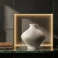 Bình Điêu Khắc Gân Nổi Hiện Đại - Thumbnail 1