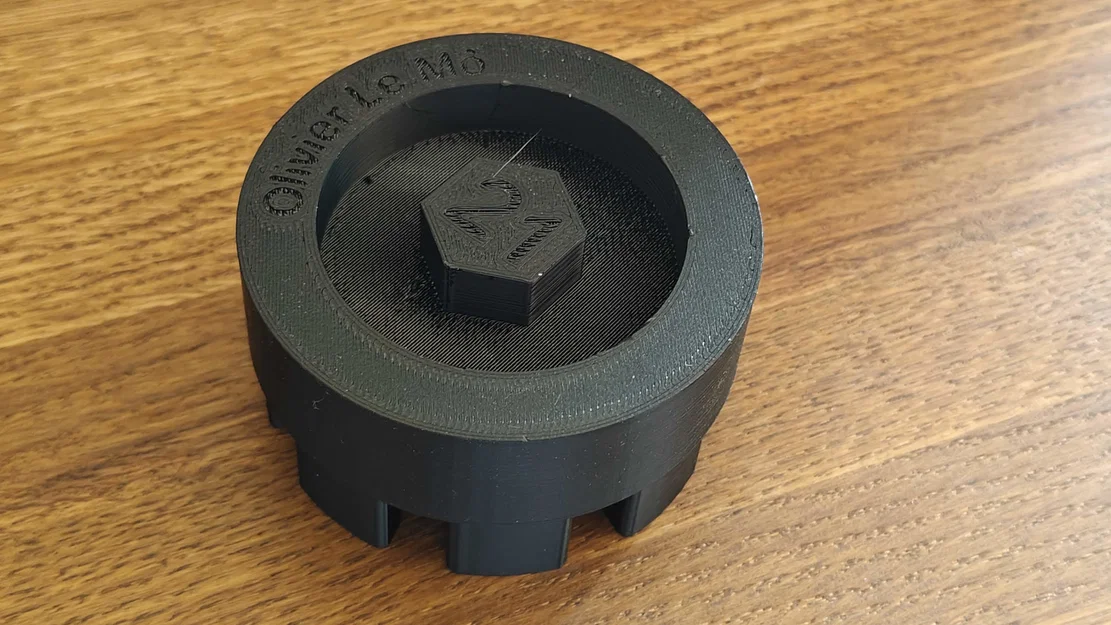 Adapter quấn cước máy cắt cỏ Oleo Mac Load&Go bằng máy khoan - Image 2
