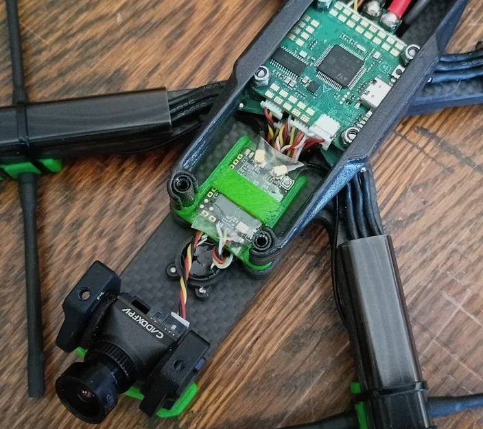 Ngàm gắn Receiver Crossfire Diversity cho iFlight Nazgul XL10 V6 - Image 1