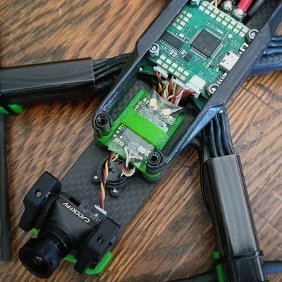 Ngàm gắn Receiver Crossfire Diversity cho iFlight Nazgul XL10 V6