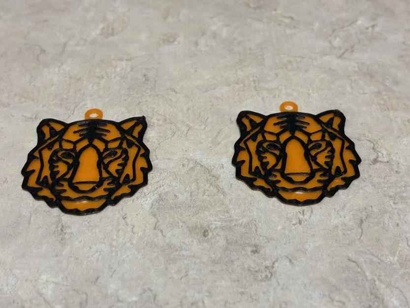 Bông Tai Hình Đầu Hổ 3D Độc Đáo - Phụ Kiện Thời Trang Cá Tính - Image 1