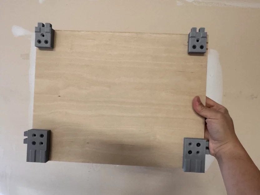 Bộ chốt khóa (cleats) cho thùng đựng đồ Festool Systainer và Makita Makpac - Image 1