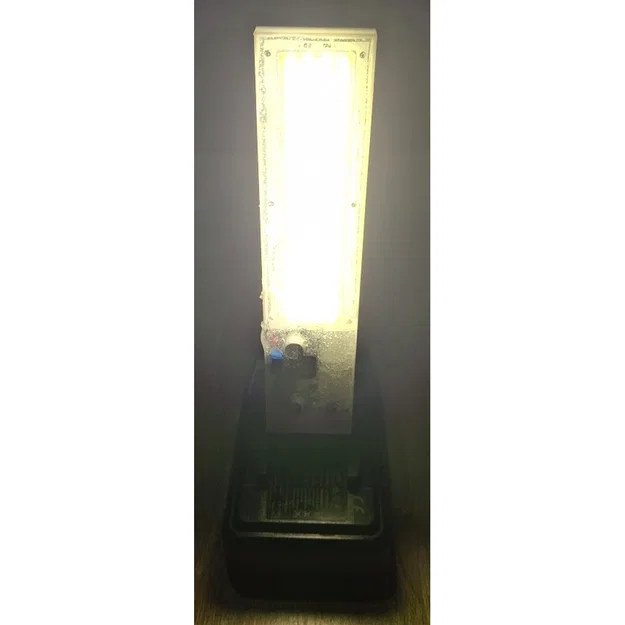 Vỏ đèn LED Ozito 120x36mm - Cho đèn DIY dùng pin Ozito/Einhell PXC - Image 4