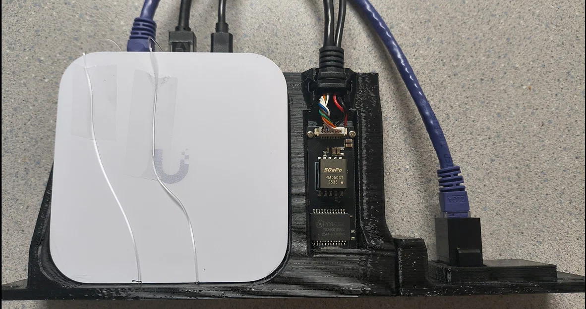 Khung gắn rack 10-inch cho UXG-Lite - Image 3